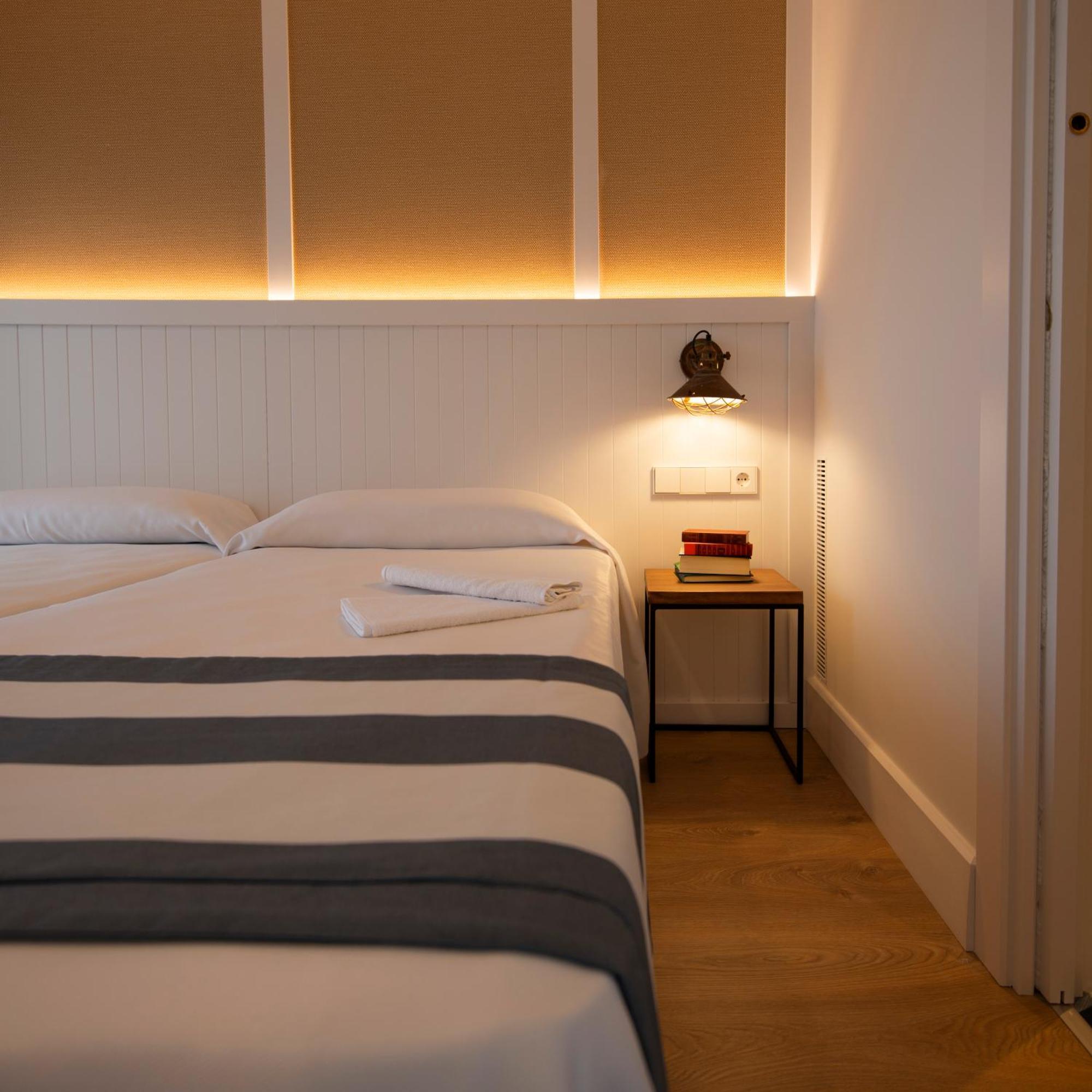 Hotel Els Pins Platja d'Aro Kültér fotó